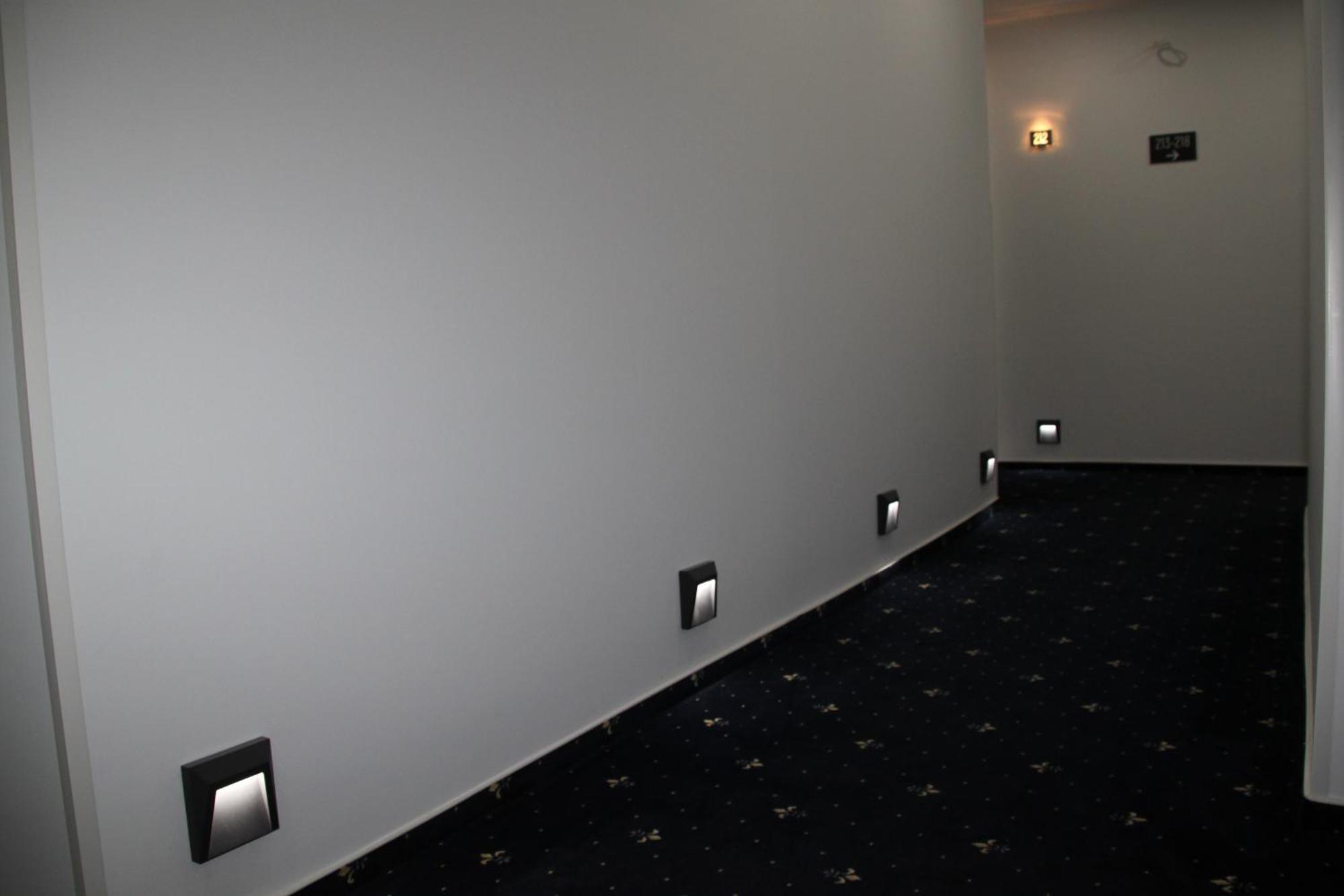 Hotel & Restaurant Am Kirschberg Alten Buseck エクステリア 写真
